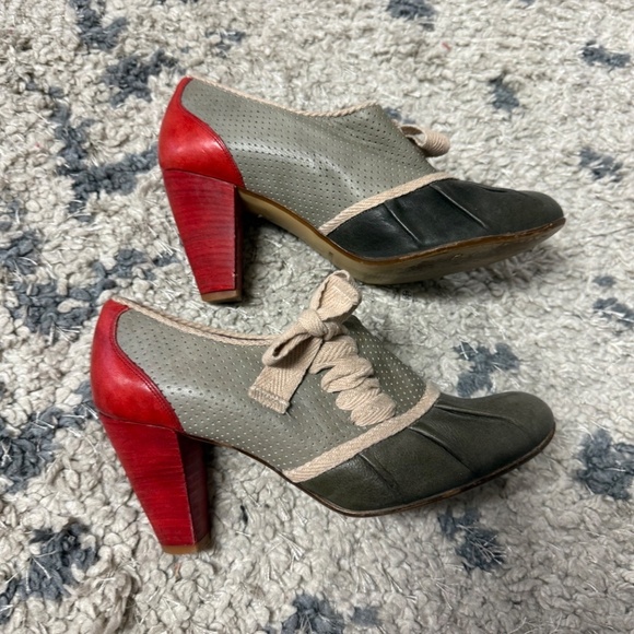 Faith Olive Green & Red Leather Lace-Up  Retro Style Heels Size 39 - Picture 3 of 8